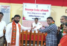 तळवडे जिल्हा परिषद निवडणुकीसाठी भाजपचे युवा नेते संदीप गावडे यांचा शक्तीप्रदर्शनाने उमेदवारी अर्ज दाखल