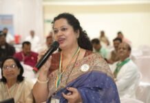 भोंदूबाबा खरात प्रकरणी आमदार दीपक केसरकरांनी राजीनामा द्यावा; काँग्रेस जिल्हाध्यक्षा साक्षी वंजारी यांची आक्रमक मागणी