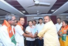 पडेलमध्ये उबाठाला खिंडार,नामदार नितेश राणे यांच्या हस्ते उबाठा कार्यकर्त्यांच्या भाजपामध्ये प्रवेश