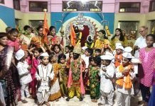 सावंतवाडीत अंगणवाडी क्र. १५ च्या चिमुकल्यांची आषाढी वारी; संस्थानकालीन विठ्ठल-रखुमाई मंदिरात घुमला टाळ-मृदुंगाचा गजर